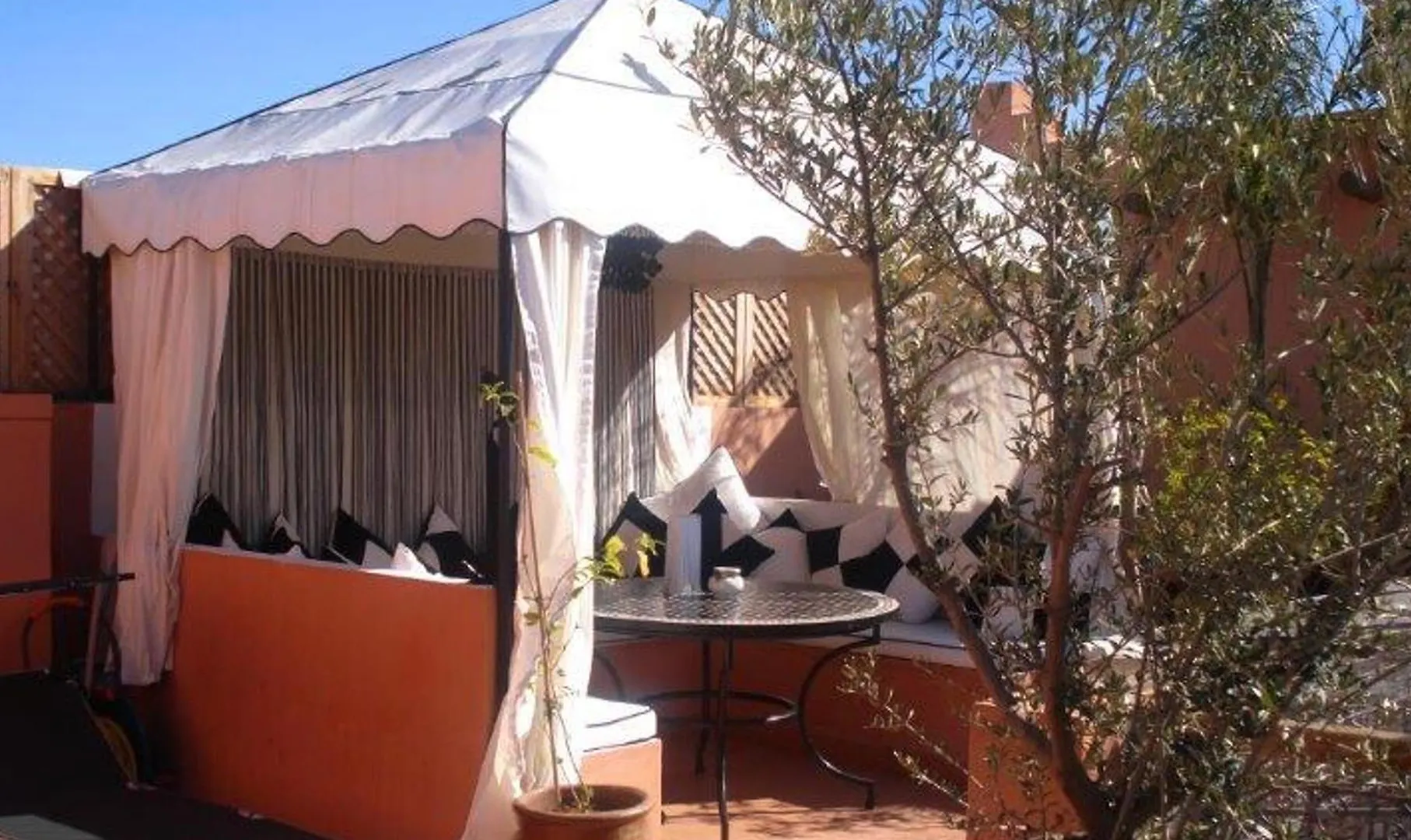 Bed & Breakfast Riad Dar Attika Marrakesh